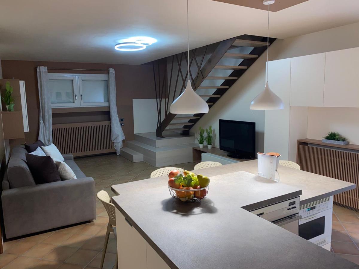 Villa Zarina - Zavillas - Up To 12 People Peschiera del Garda